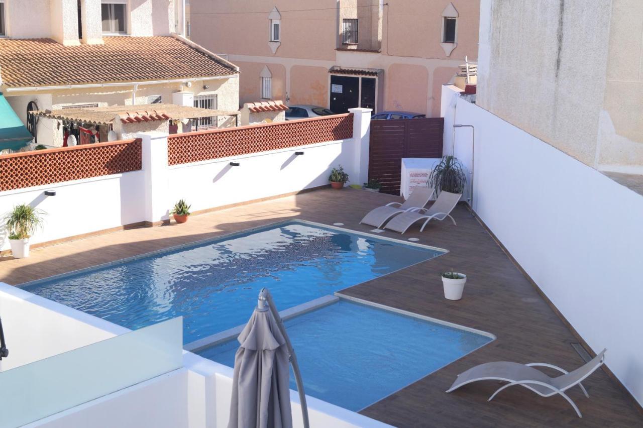 Apartamentos El Abuelo Torrevieja Bagian luar foto