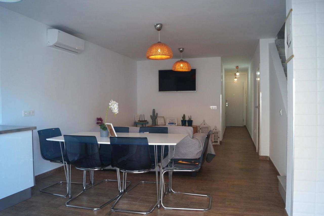 Apartamentos El Abuelo Torrevieja Bagian luar foto