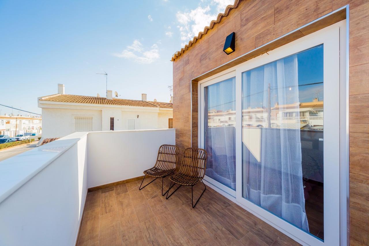 Apartamentos El Abuelo Torrevieja Bagian luar foto