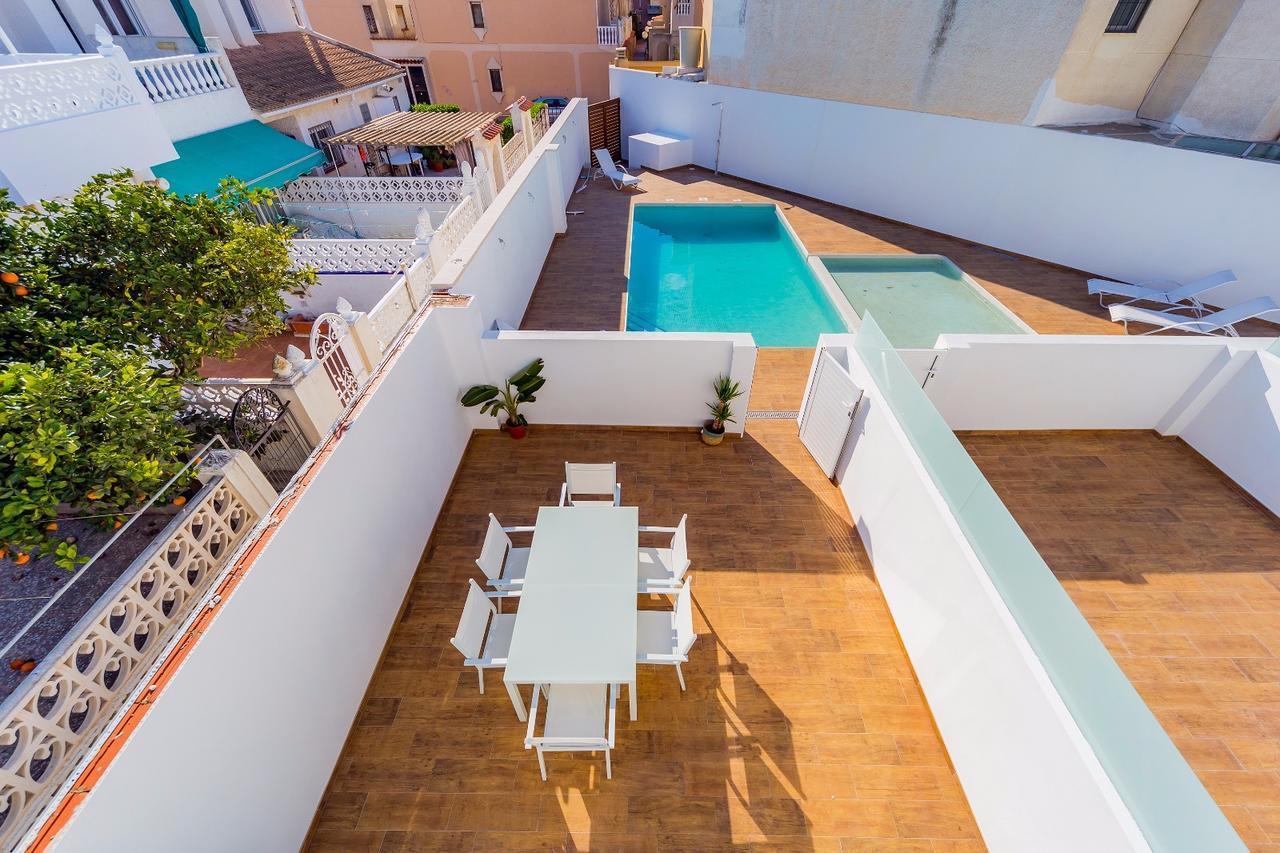Apartamentos El Abuelo Torrevieja Bagian luar foto