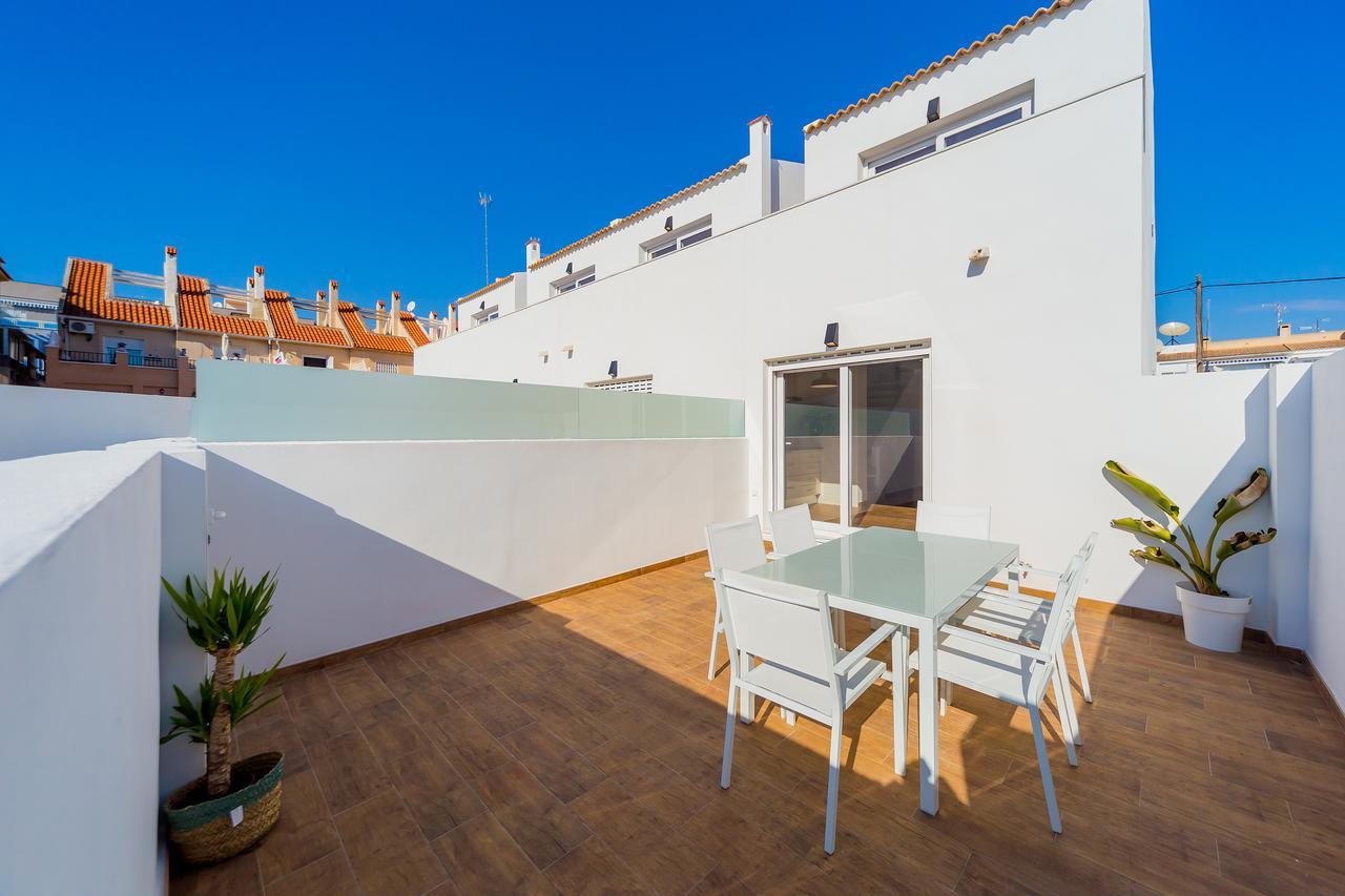 Apartamentos El Abuelo Torrevieja Bagian luar foto