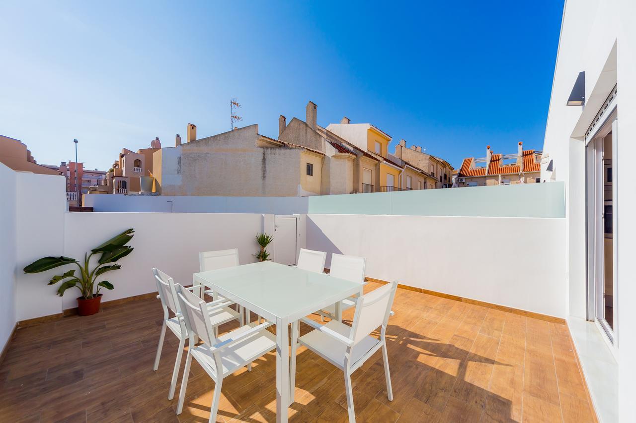 Apartamentos El Abuelo Torrevieja Bagian luar foto